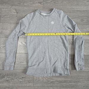Adidas Men's Gray Crewneck Sweater